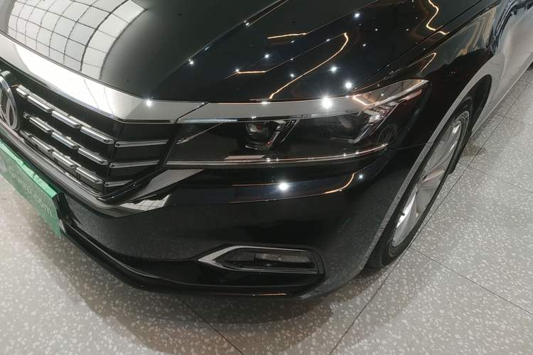Used Volkswagen Passat 2019 330TSI Elite Edition China VI Left Front Headlight