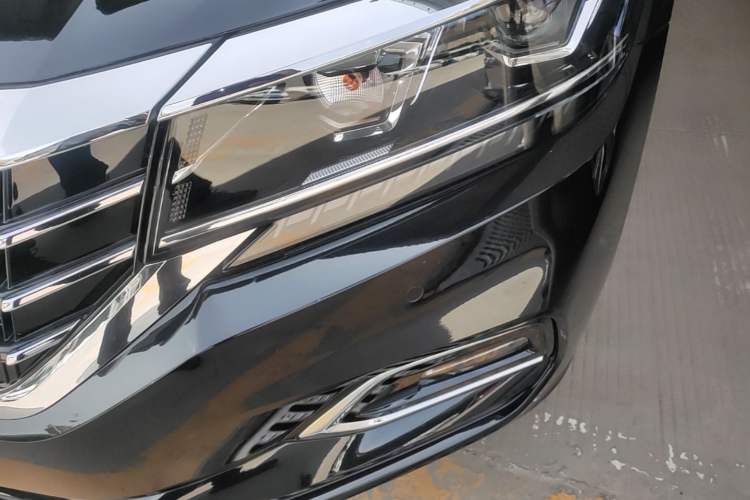Used Volkswagen Passat 2019 330TSI Elite Edition China VI Left Front Headlight