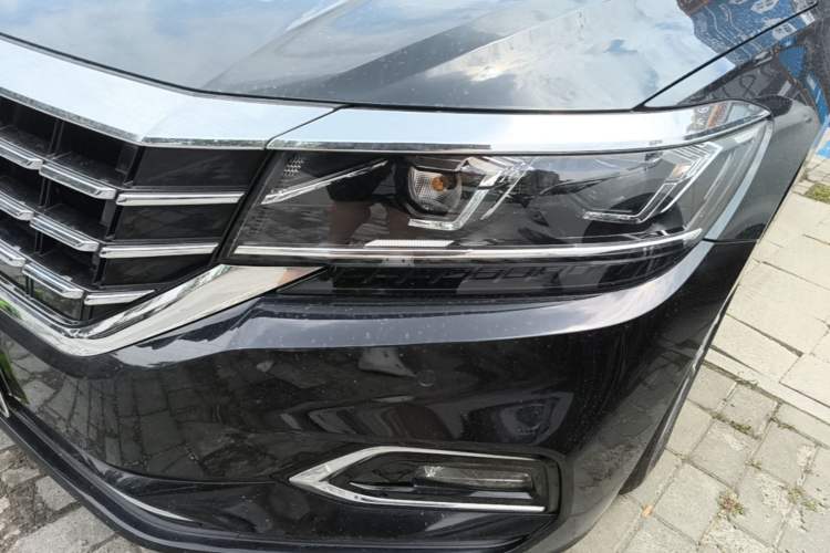 Used Volkswagen Passat 2019 330TSI Elite Edition China VI Left Front Headlight