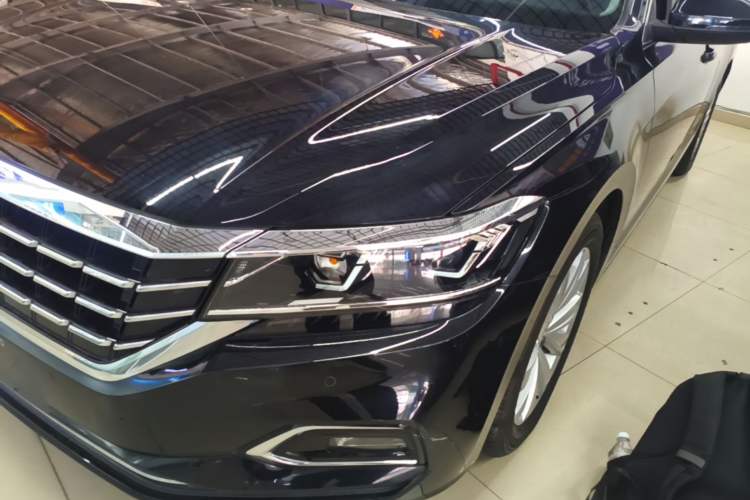 Used Volkswagen Passat 2019 330TSI Elite Edition China VI Left Front Headlight