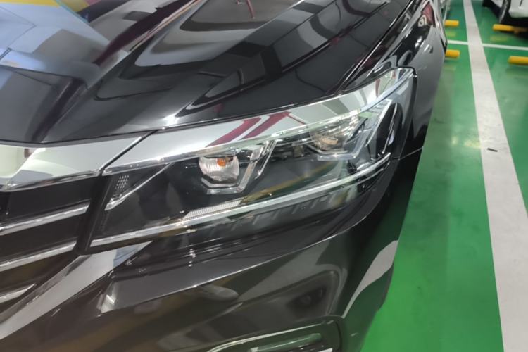 Used Volkswagen Passat 2019 280TSI Business Edition China VI Left Front Headlight