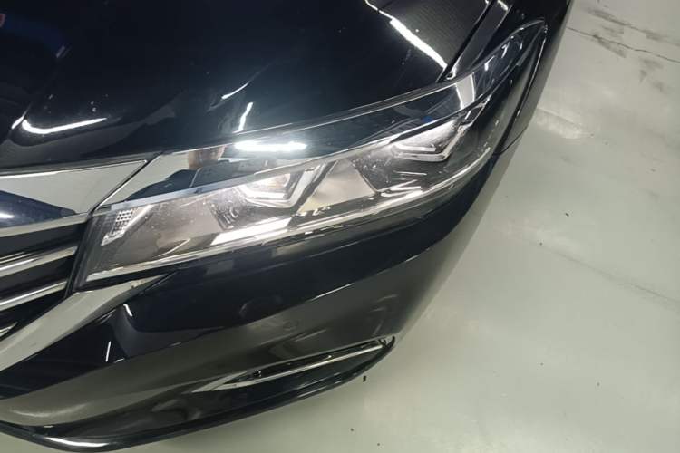 Used Volkswagen Passat 2019 330TSI Elite Edition China VI Left Front Headlight
