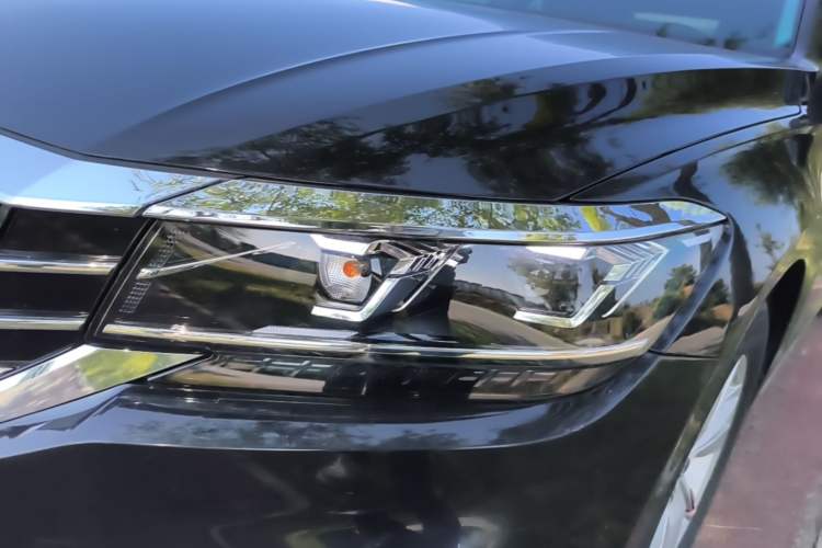 Used Volkswagen Passat 2019 280TSI Business Edition China VI Left Front Headlight