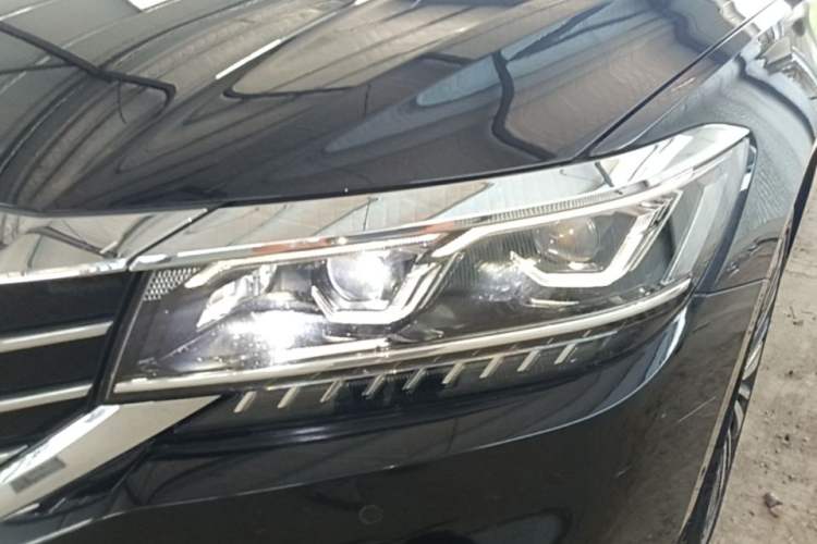Used Volkswagen Passat 2019 330TSI Luxury Edition China VI Standard Left Front Headlight