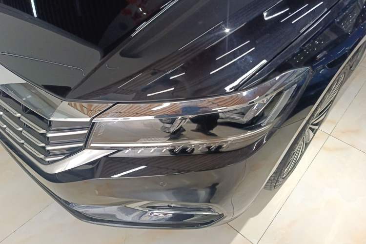 Used Volkswagen Passat 2019 330TSI Luxury Edition China VI Standard Left Front Headlight