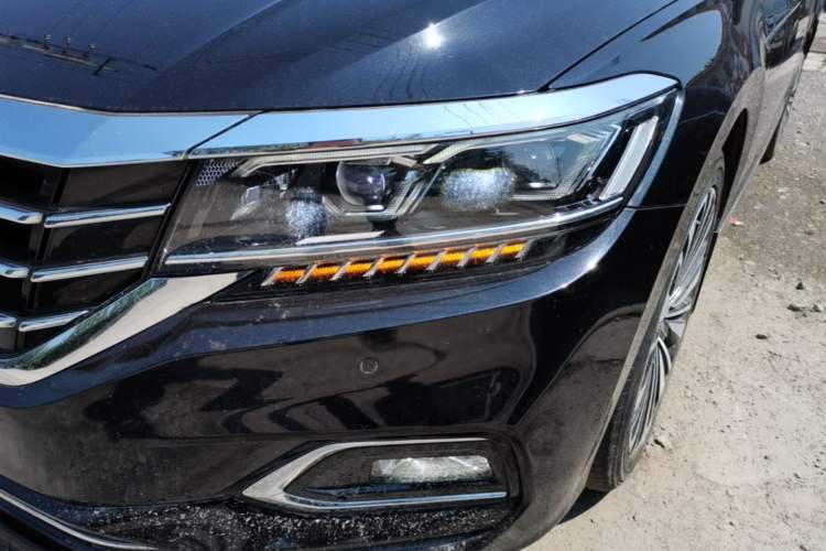 Used Volkswagen Passat 2019 330TSI Luxury Edition China VI Standard Left Front Headlight