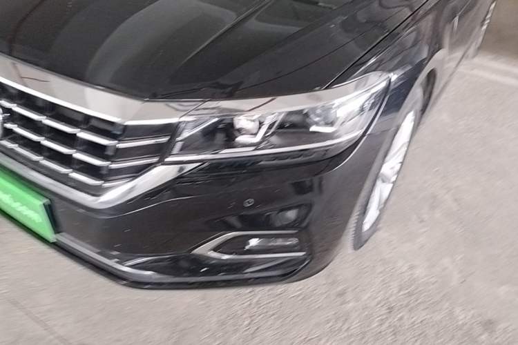 Used Volkswagen Passat 2019 330TSI Elite Edition China VI Left Front Headlight