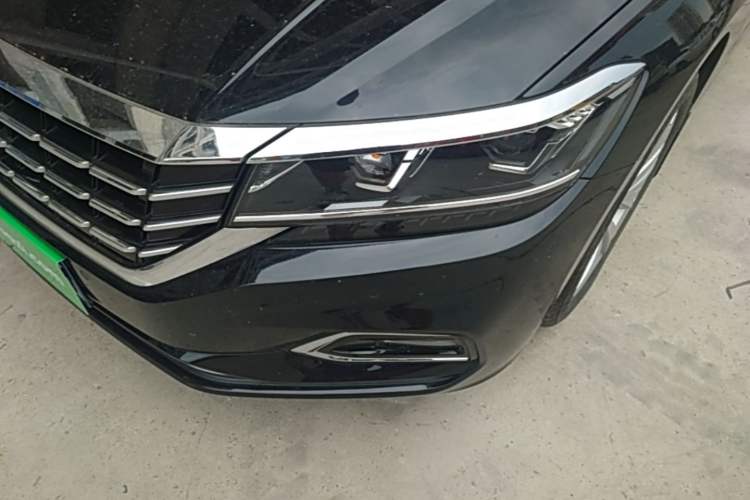 Used Volkswagen Passat 2019 330TSI Elite Edition China VI Left Front Headlight