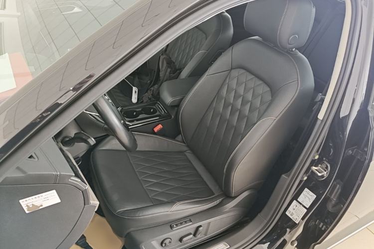 Used Volkswagen Passat 2019 330TSI Luxury Edition China VI Standard Left Front Seat