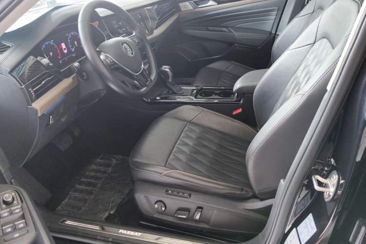 Used Volkswagen Passat 2019 330TSI Luxury Edition China VI Standard Left Front Seat