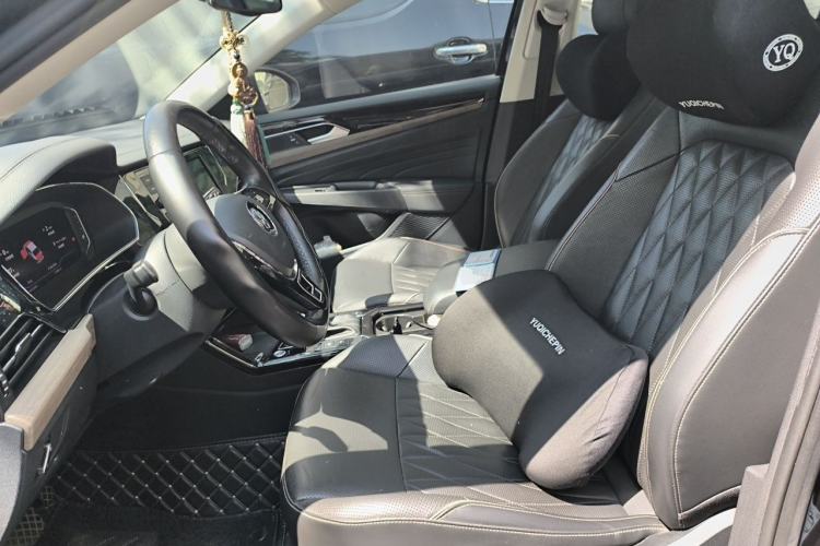 Used Volkswagen Passat 2019 330TSI Luxury Edition China VI Standard Left Front Seat