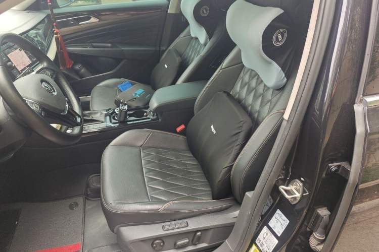 Used Volkswagen Passat 2019 330TSI Luxury Edition China V Standard Left Front Seat