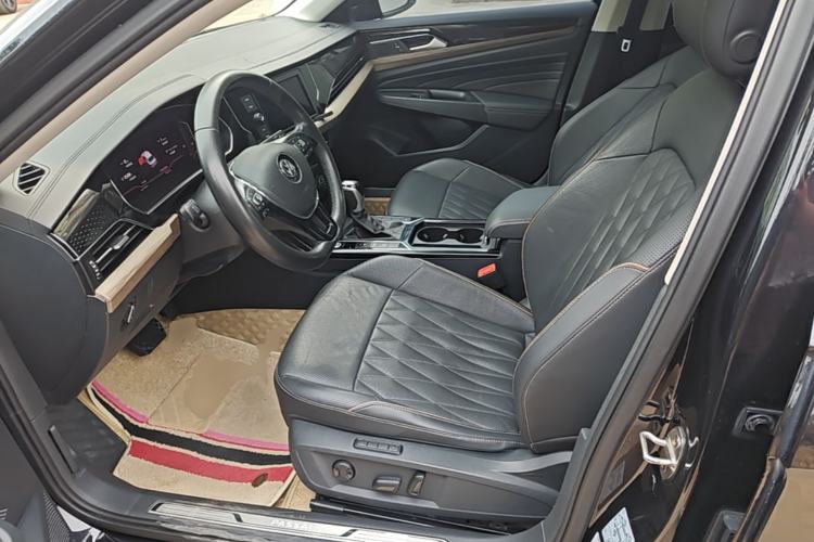 Used Volkswagen Passat 2019 380TSI Luxury Edition China VI Standard Left Front Seat