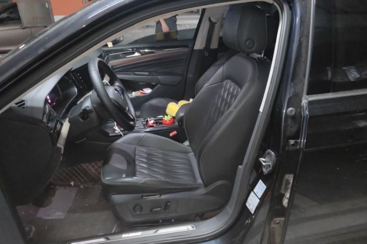 Used Volkswagen Passat 2019 330TSI Luxury Edition China V Standard Left Front Seat