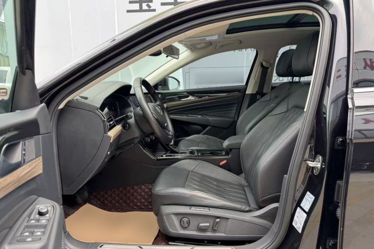 Used Volkswagen Passat 2019 330TSI Luxury Edition China VI Standard Left Front Seat