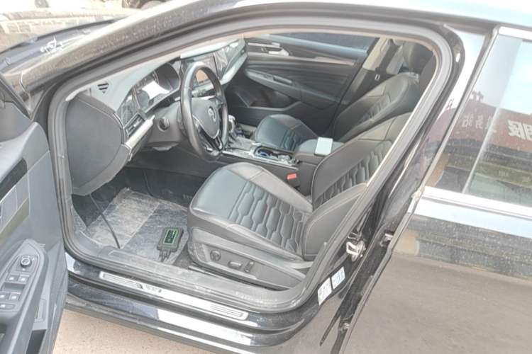 Used Volkswagen Passat 2019 330TSI Elite Edition China V Standard Left Front Seat