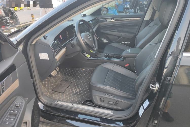 Used Volkswagen Passat 2019 330TSI Luxury Edition China VI Standard Left Front Seat