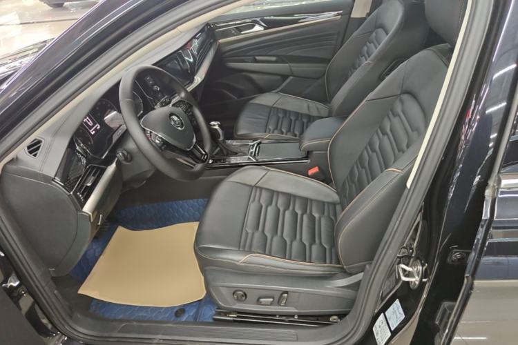 Used Volkswagen Passat 2019 330TSI Elite Edition China V Standard Left Front Seat