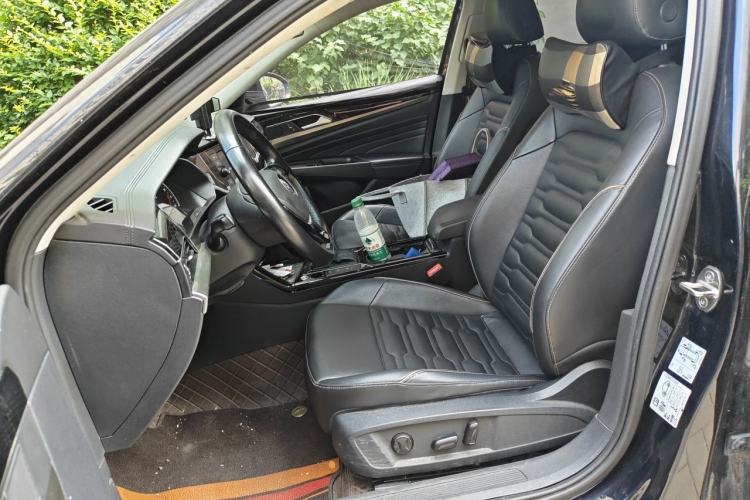 Used Volkswagen Passat 2019 330TSI Elite Edition China VI Left Front Seat