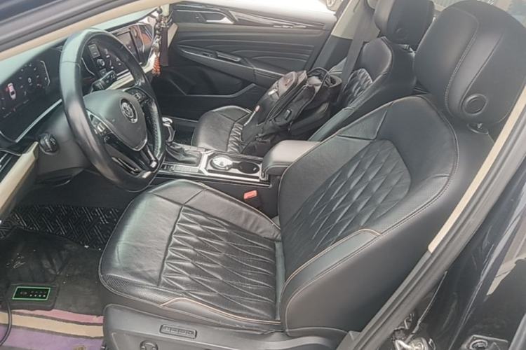 Used Volkswagen Passat 2019 380TSI Luxury Edition China VI Standard Left Front Seat