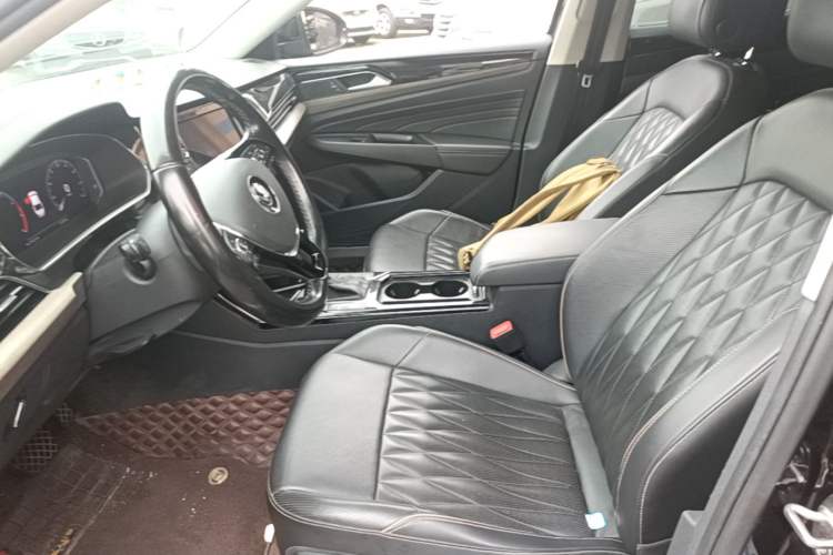 Used Volkswagen Passat 2019 330TSI Luxury Edition China VI Standard Left Front Seat