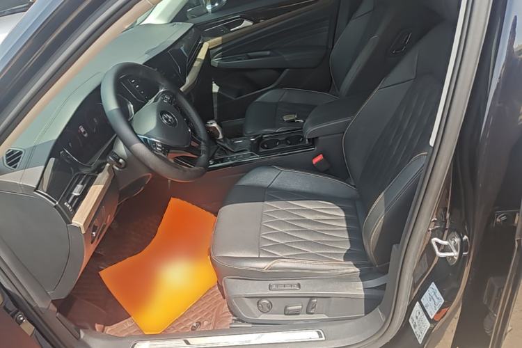 Used Volkswagen Passat 2019 380TSI Prestige Edition China VI Standard Left Front Seat
