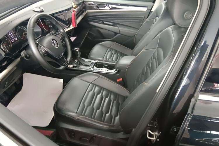 Used Volkswagen Passat 2019 280TSI Elite Edition China VI Standard Left Front Seat