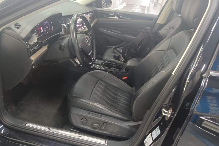 Used Volkswagen Passat 2019 330TSI Luxury Edition China V Standard Left Front Seat