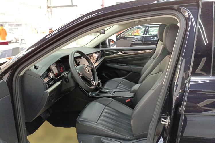 Used Volkswagen Passat 2019 280TSI Business Edition China VI Left Front Seat