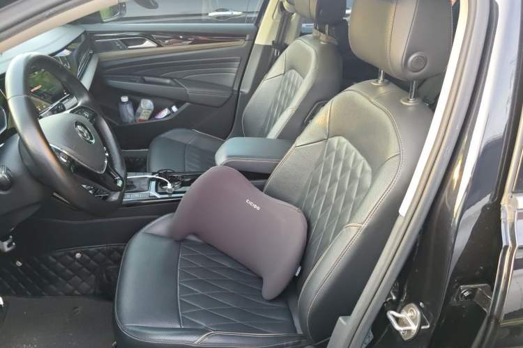 Used Volkswagen Passat 2019 330TSI Luxury Edition China VI Standard Left Front Seat