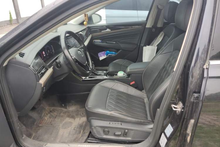 Used Volkswagen Passat 2019 330TSI Luxury Edition China VI Standard Left Front Seat