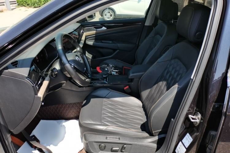 Used Volkswagen Passat 2019 330TSI Luxury Edition China VI Standard Left Front Seat