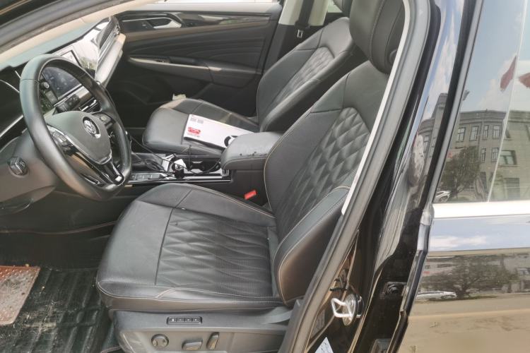 Used Volkswagen Passat 2019 330TSI Luxury Edition China VI Standard Left Front Seat