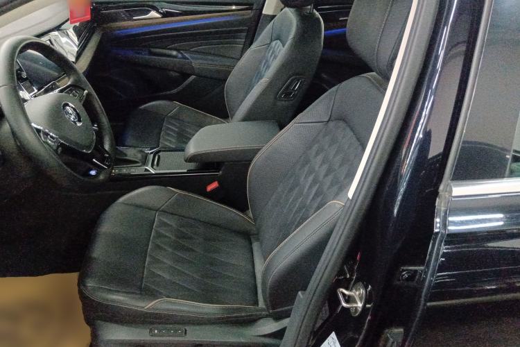 Used Volkswagen Passat 2019 380TSI Luxury Edition China VI Standard Left Front Seat
