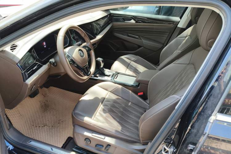 Used Volkswagen Passat 2019 330TSI Prestige Edition China V Standard Left Front Seat
