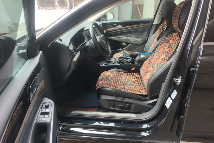 Used Volkswagen Passat 2019 330TSI Luxury Edition China VI Standard Left Front Seat