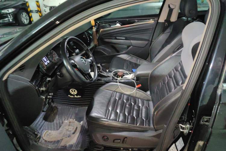 Used Volkswagen Passat 2019 330TSI Elite Edition China V Standard Left Front Seat