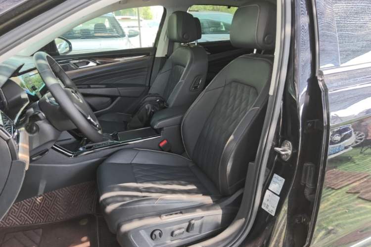 Used Volkswagen Passat 2019 330TSI Luxury Edition China VI Standard Left Front Seat