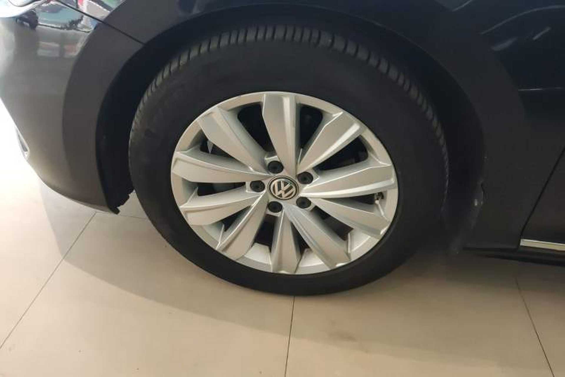 Used Volkswagen Passat 2019 330TSI Elite Edition China V Standard Left Front Wheel Hub