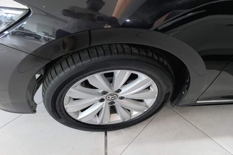 Used Volkswagen Passat 2019 330TSI Elite Edition China VI Left Front Wheel Hub