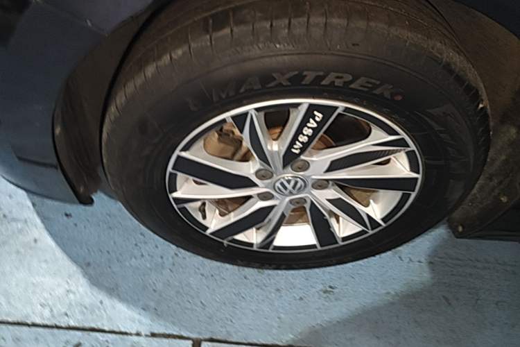 Used Volkswagen Passat 2019 280TSI Business Edition China VI Left Front Wheel Hub