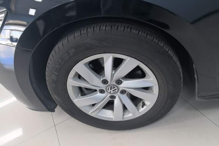 Used Volkswagen Passat 2019 280TSI Business Edition China VI Left Front Wheel Hub