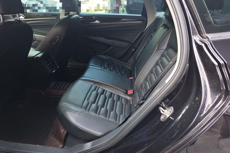 Used Volkswagen Passat 2019 330TSI Elite Edition China VI Left Rear Seat