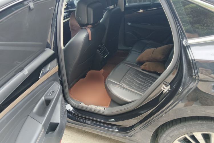 Used Volkswagen Passat 2019 330TSI Luxury Edition China VI Standard Left Rear Seat