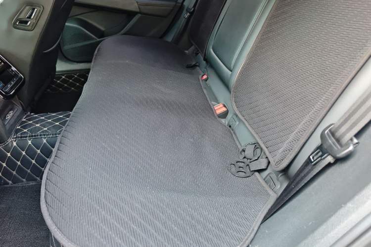 Used Volkswagen Passat 2019 330TSI Elite Edition China V Standard Left Rear Seat