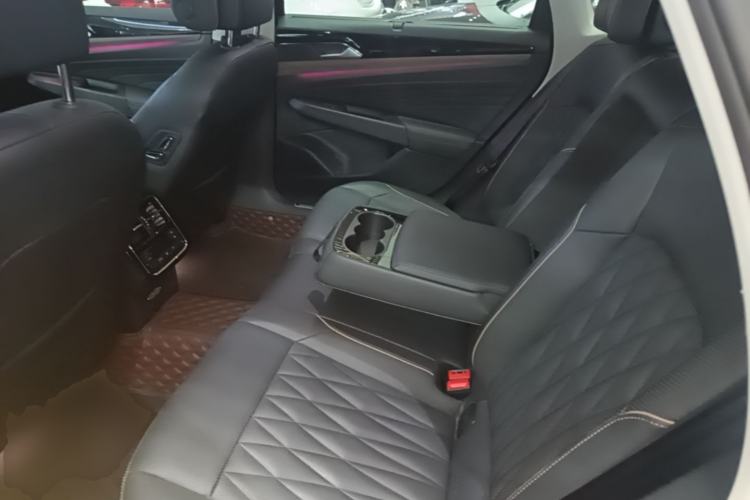 Used Volkswagen Passat 2019 330TSI Luxury Edition China V Standard Left Rear Seat