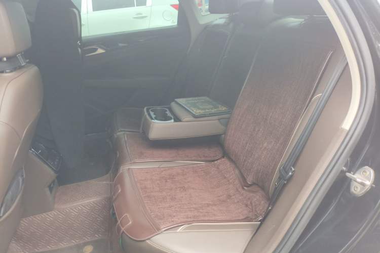 Used Volkswagen Passat 2019 330TSI Luxury Edition China VI Standard Left Rear Seat