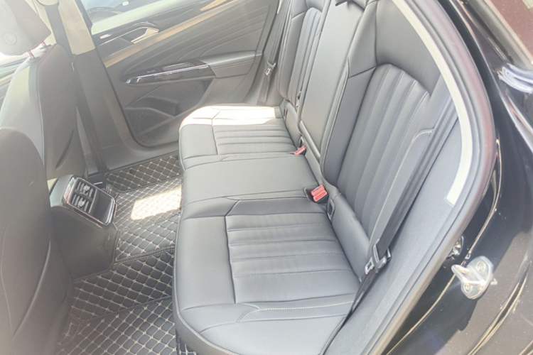 Used Volkswagen Passat 2019 280TSI Business Edition China VI Left Rear Seat