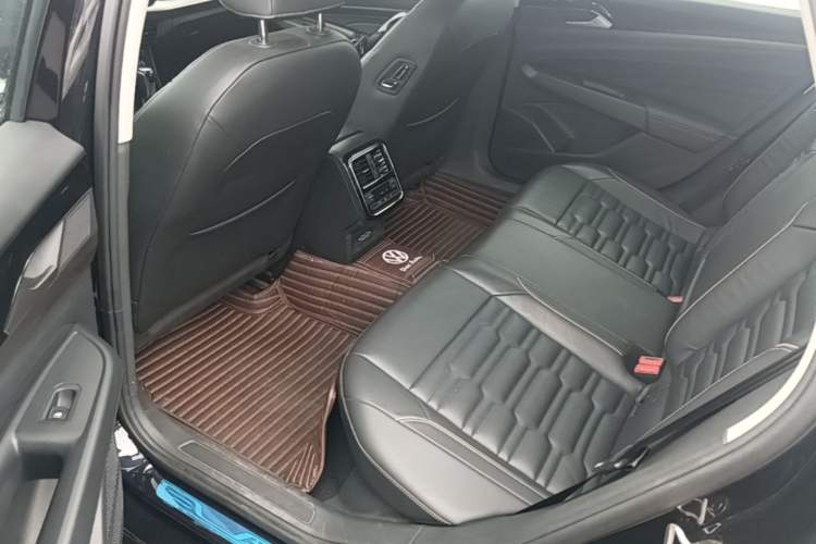 Used Volkswagen Passat 2019 330TSI Elite Edition China V Standard Left Rear Seat