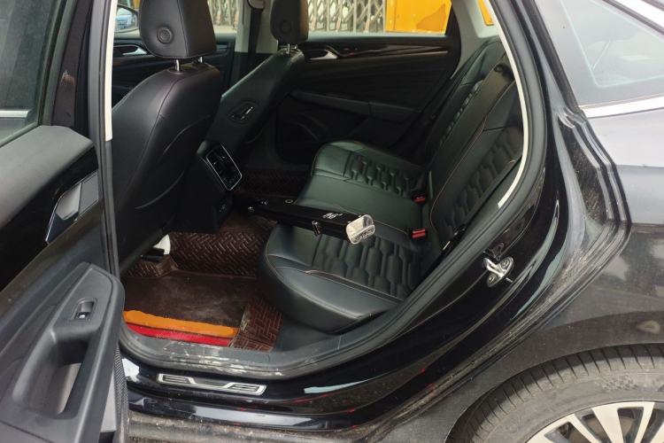 Used Volkswagen Passat 2019 330TSI Elite Edition China VI Left Rear Seat